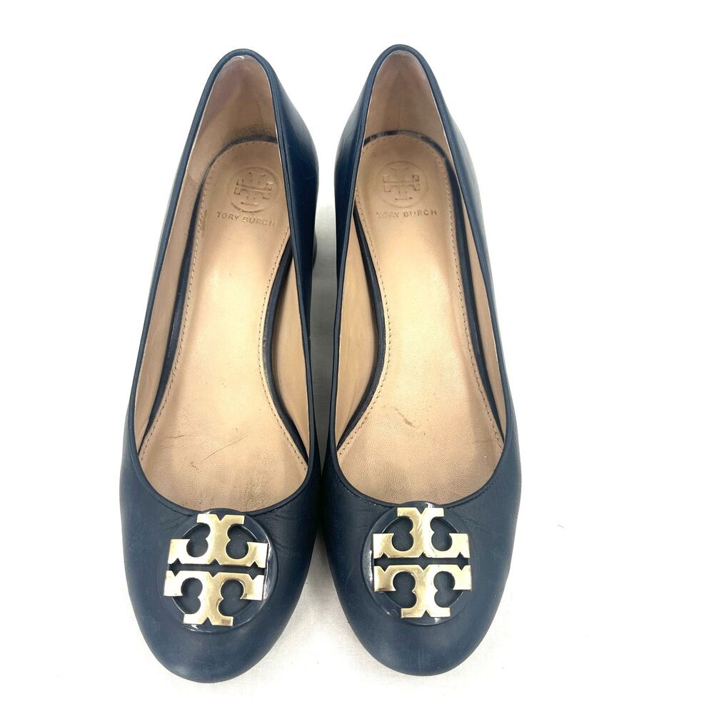 Tory Burch Navy Leather Block Heel Pumps Gold Logo Medallion Women's 8 Navy Blue